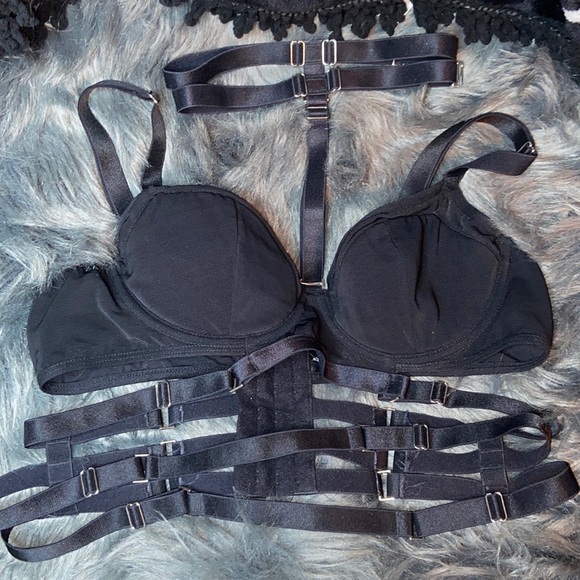 Killstar | Tourniquet Bra - Picture 5 of 11